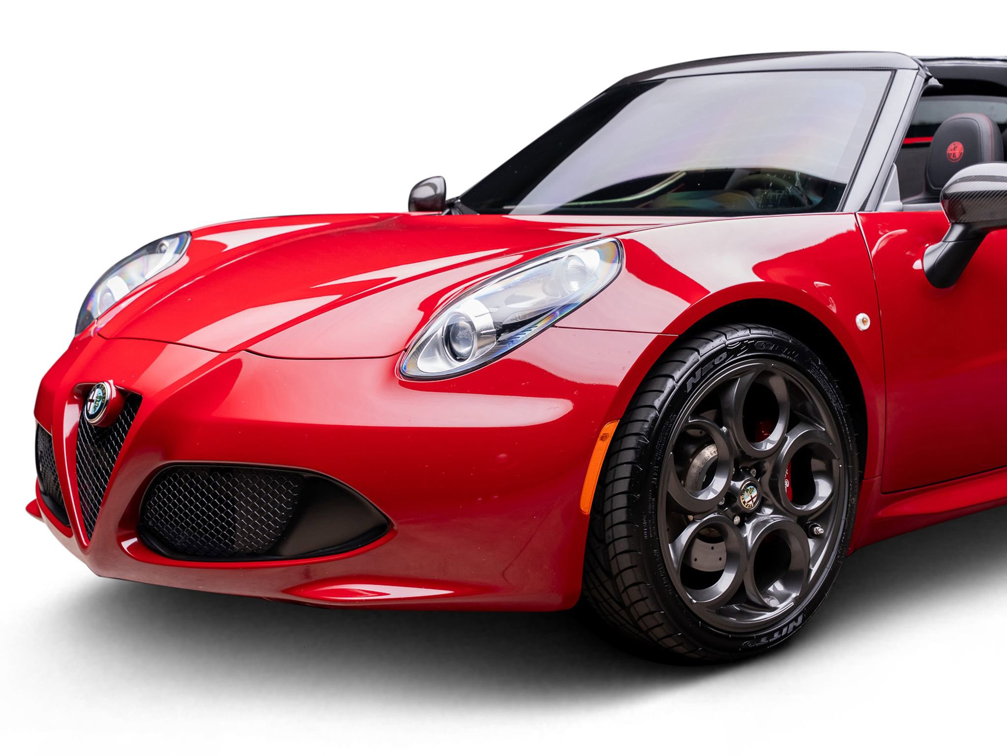 Used 2015 Alfa Romeo 4C Spider w/ Spider Track Package RWD image 11