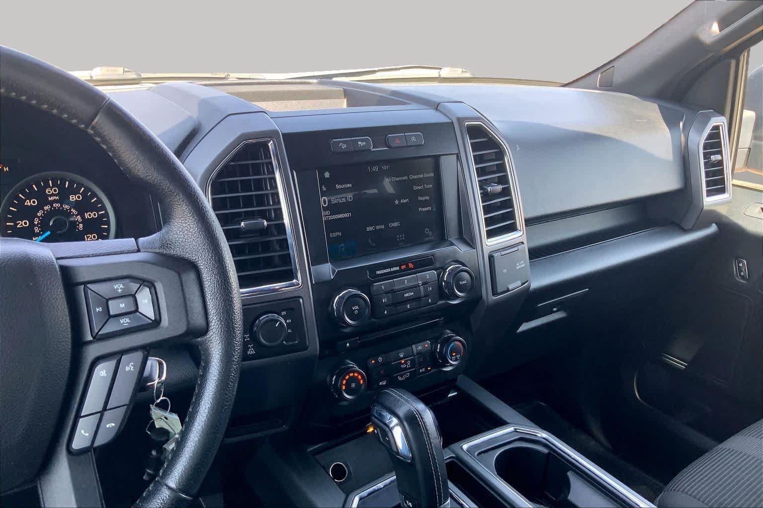 Used 2016 Ford F150 XLT w/ Equipment Group 302A Luxury AWD/4WD image 7