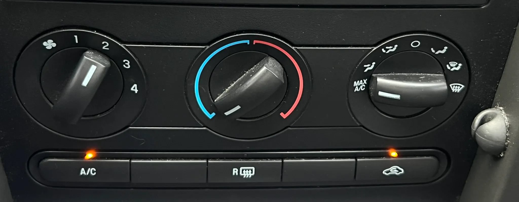 Used 2007 Ford Mustang Coupe RWD image 30