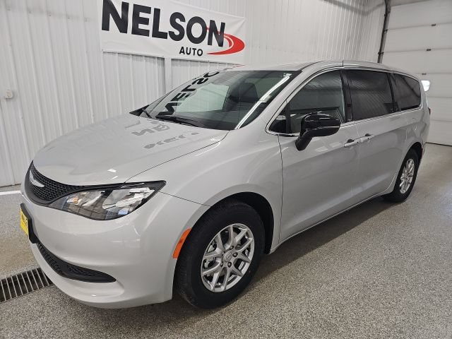 New 2026 Chrysler Voyager LX FWD image 4