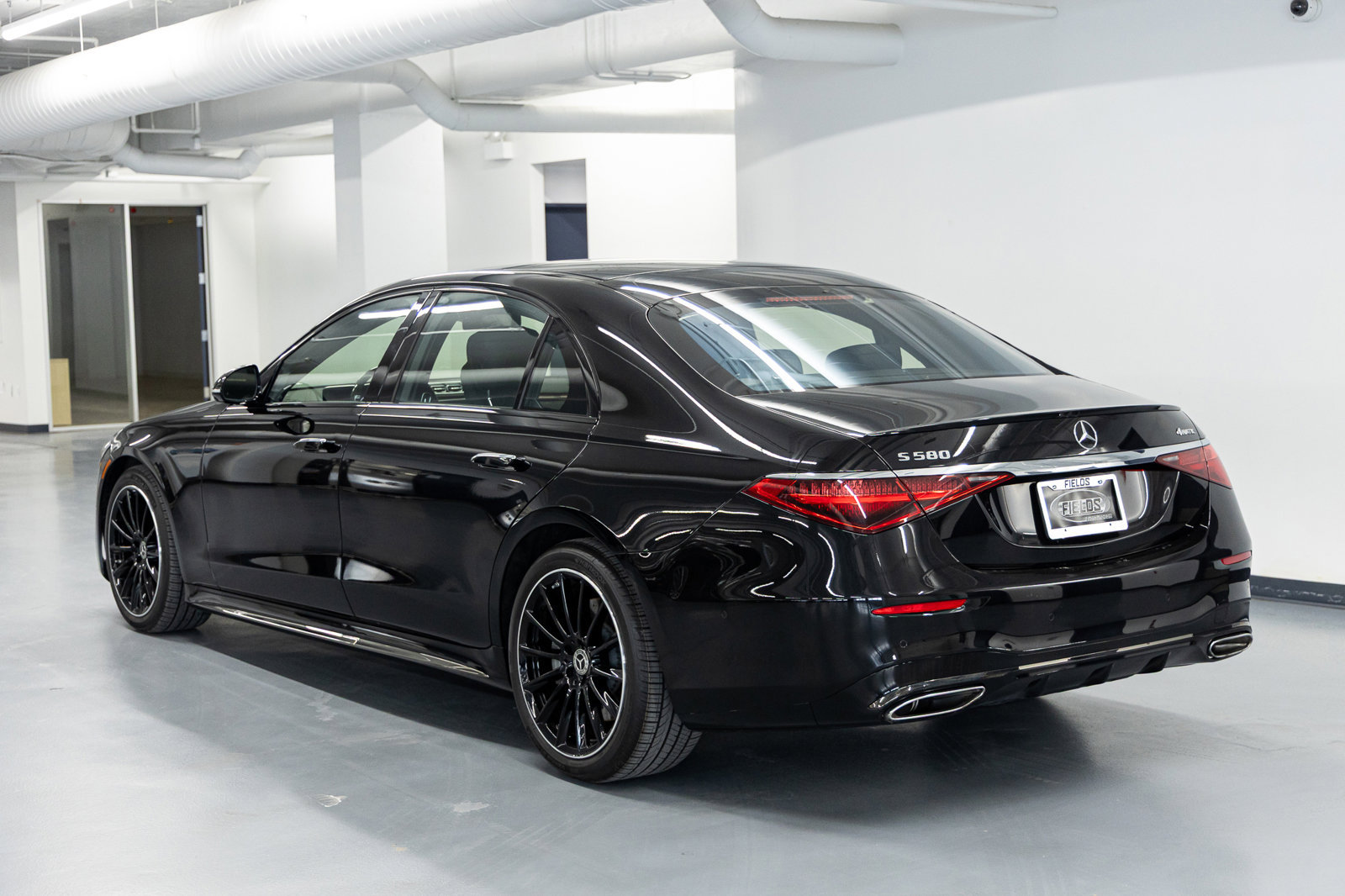 Used 2025 Mercedes-Benz S 580 4MATIC Sedan image 5