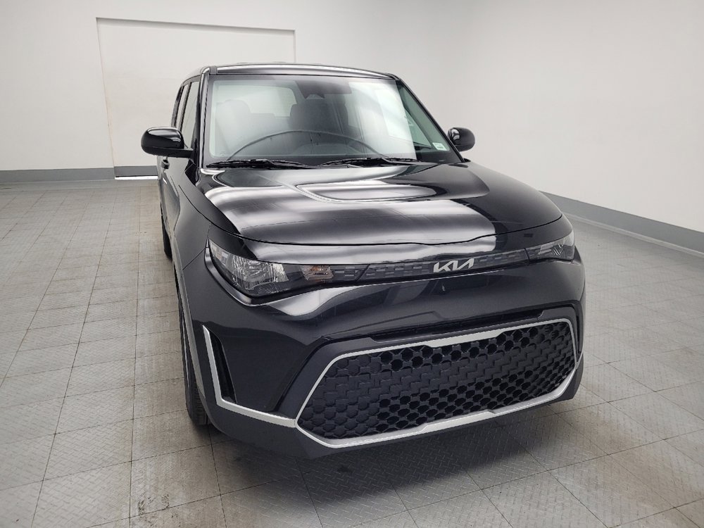 Used 2025 Kia Soul LX FWD image 14