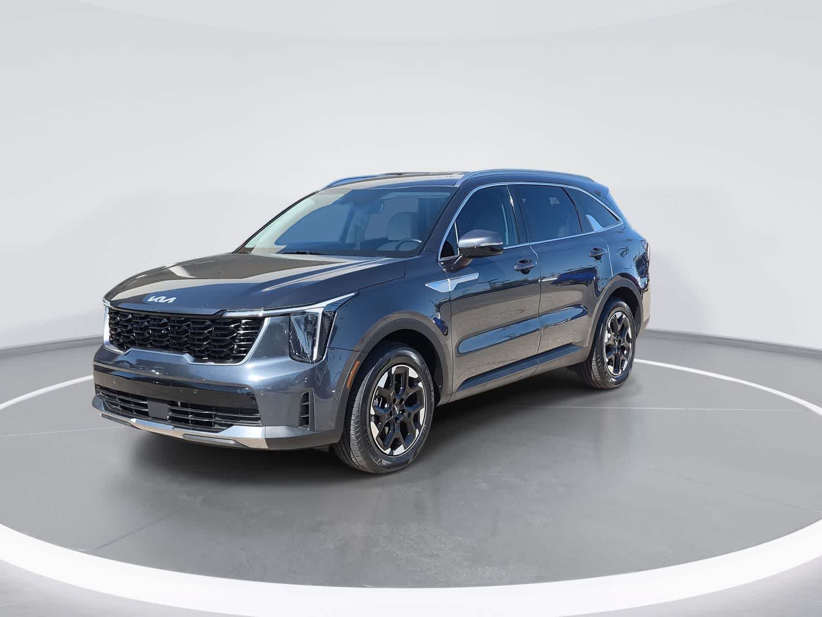 Used 2024 Kia Sorento S FWD image 4