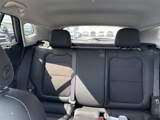 Used 2025 Chevrolet Trax LT image 24