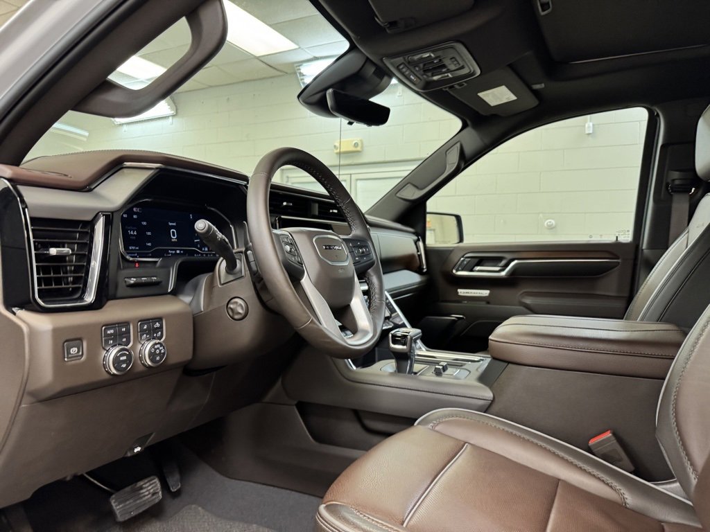 Used 2024 GMC Sierra 1500 Denali w/ Denali Reserve Package image 14