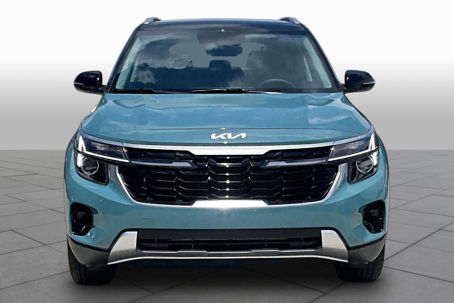 Certified 2026 Kia Seltos S FWD image 4