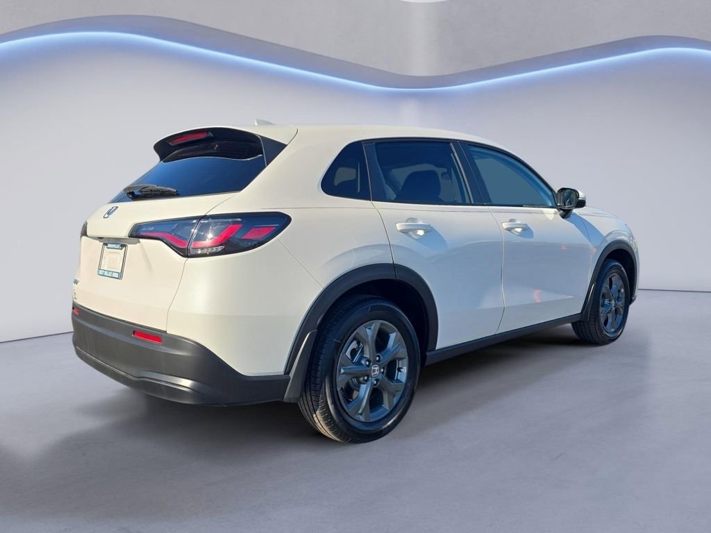 New 2026 Honda HR-V LX image 6