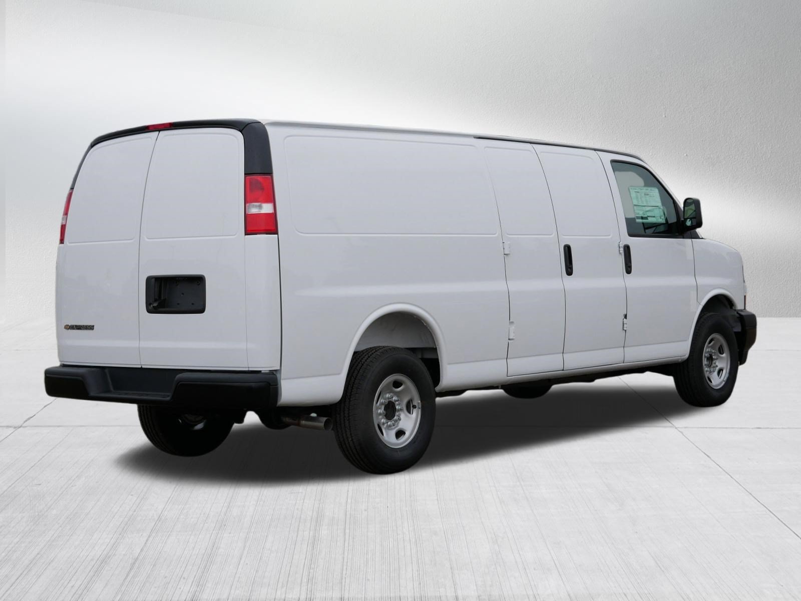 New 2026 Chevrolet Express 3500 Extended w/ Driver Convenience Package RWD image 5