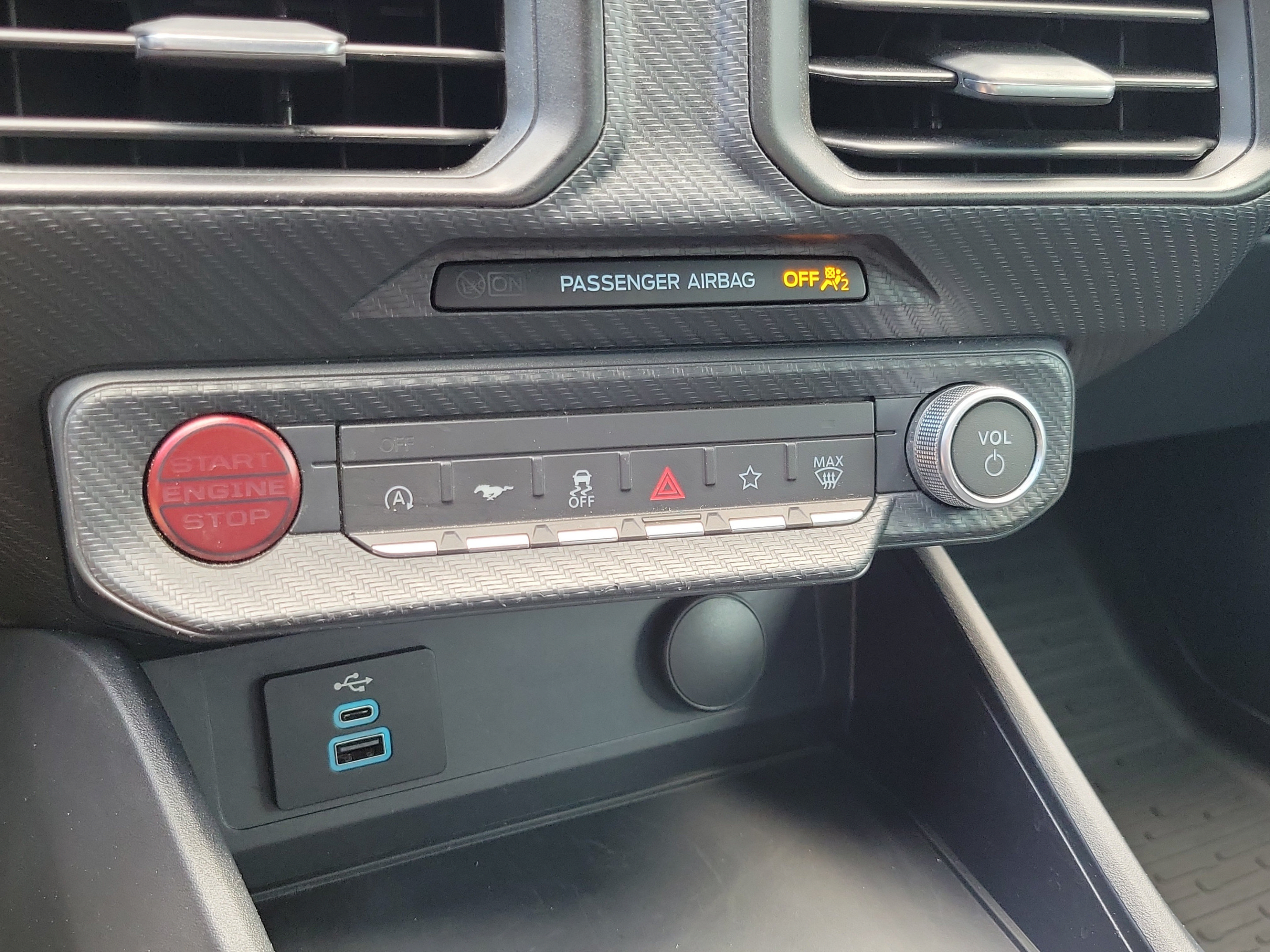 Used 2024 Ford Mustang GT RWD image 20