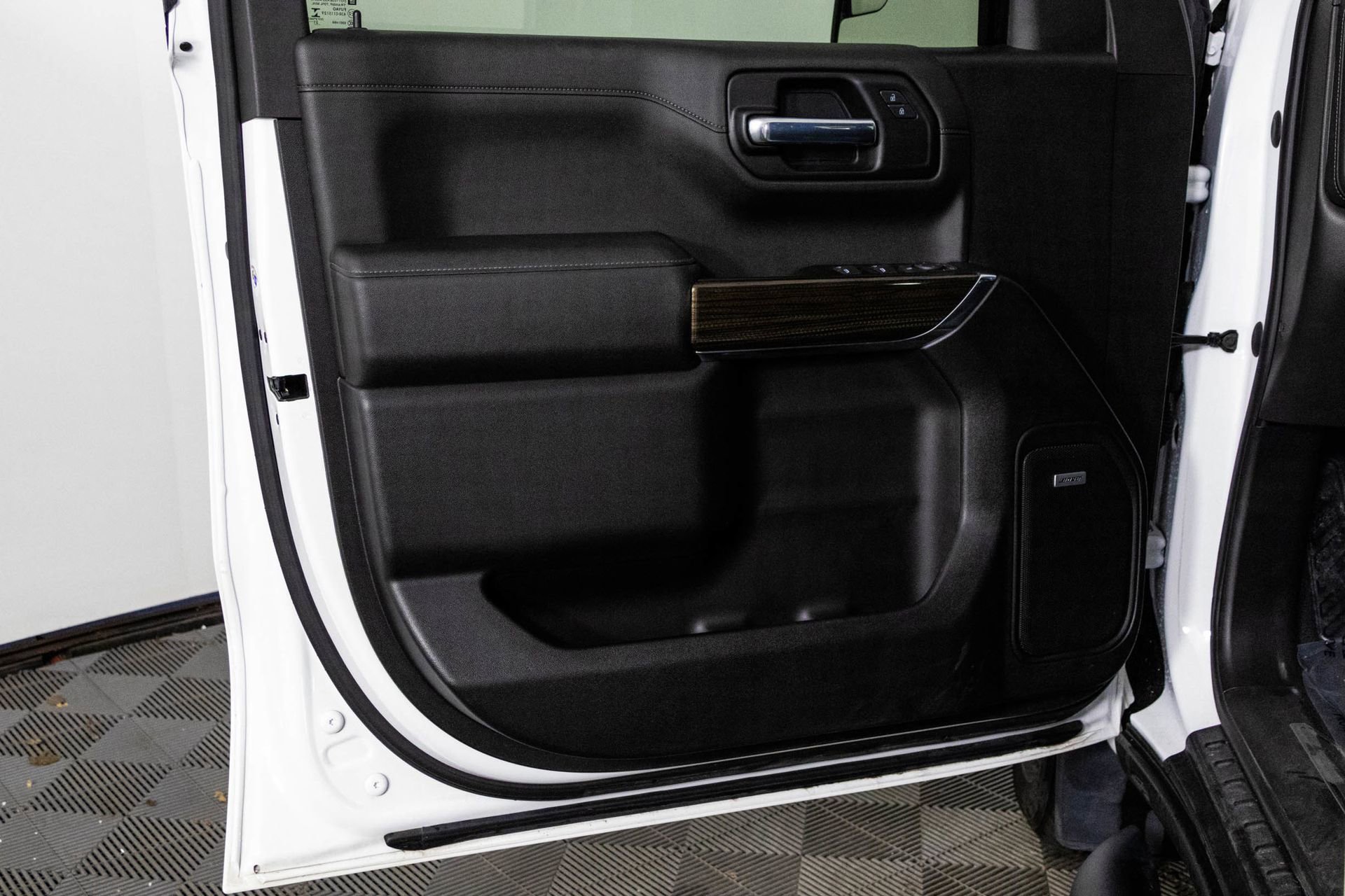 Used 2021 Chevrolet Silverado 1500 RST w/ Redline Edition image 35