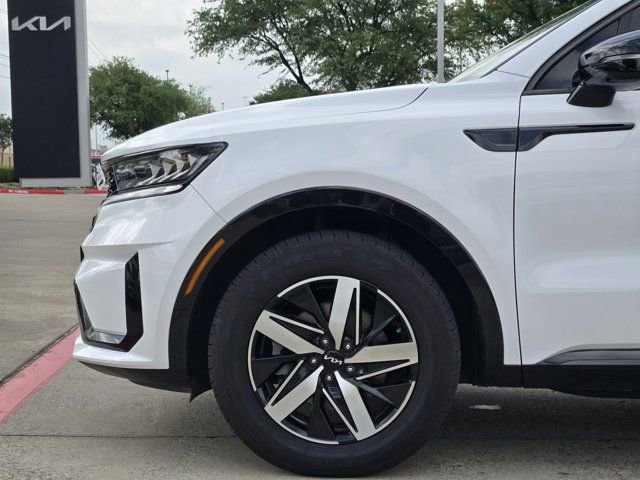 Certified 2022 Kia Sorento EX w/ Panoramic Sunroof Package FWD image 10