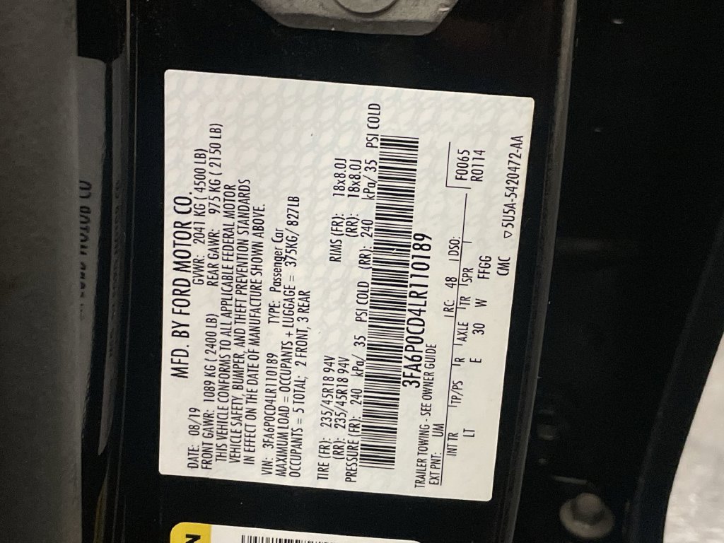 Used 2020 Ford Fusion SEL FWD image 27