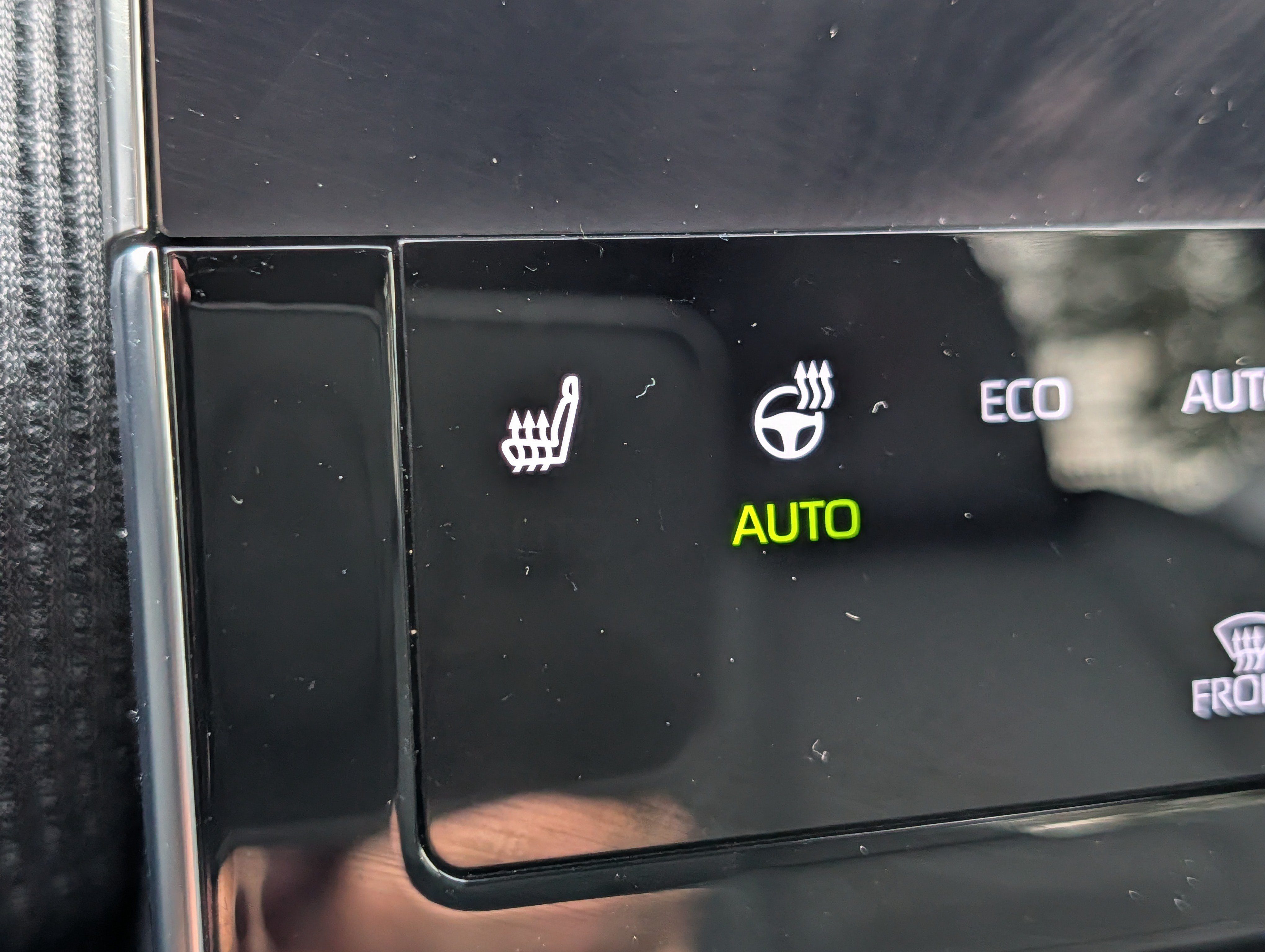 Certified 2023 Subaru Solterra AWD image 28