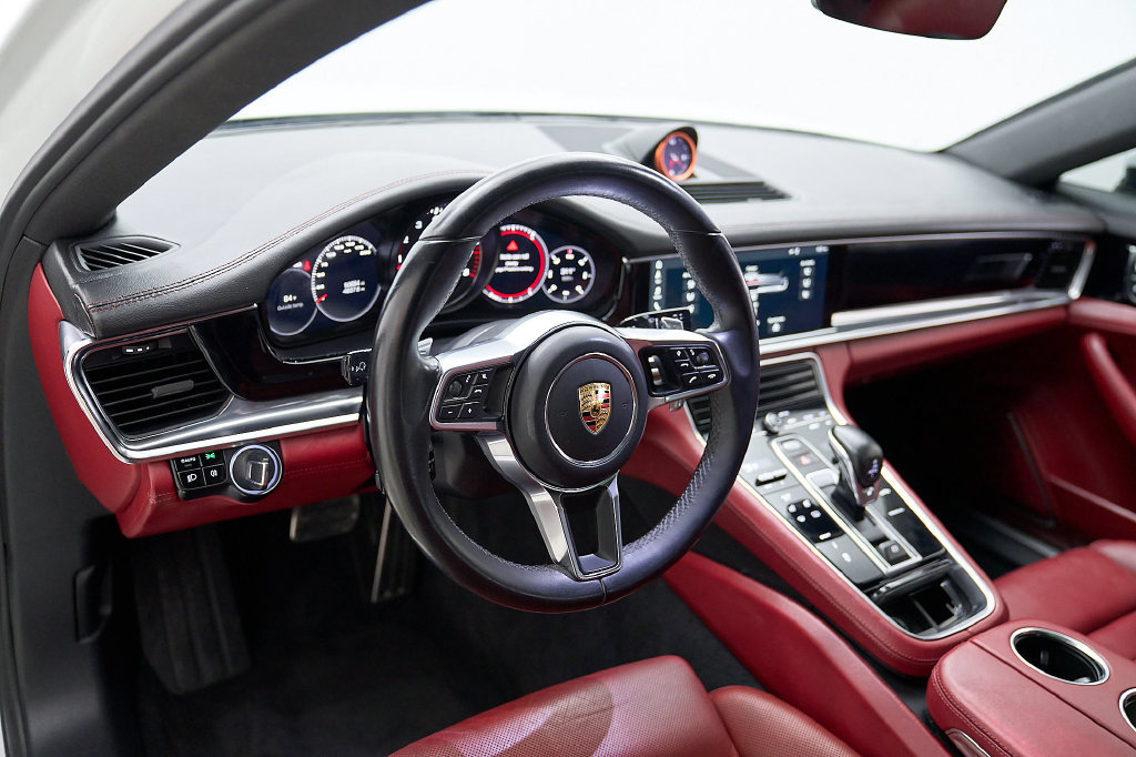 Used 2018 Porsche Panamera 4S AWD/4WD image 13