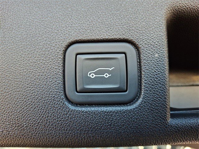 Certified 2024 Chevrolet Equinox LT w/ LPO, Floor Liner Package image 29