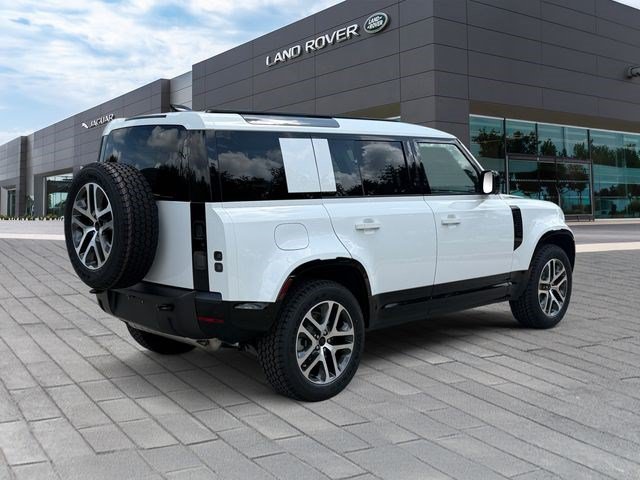 New 2026 Land Rover Defender 110 X-Dynamic SE AWD/4WD image 5