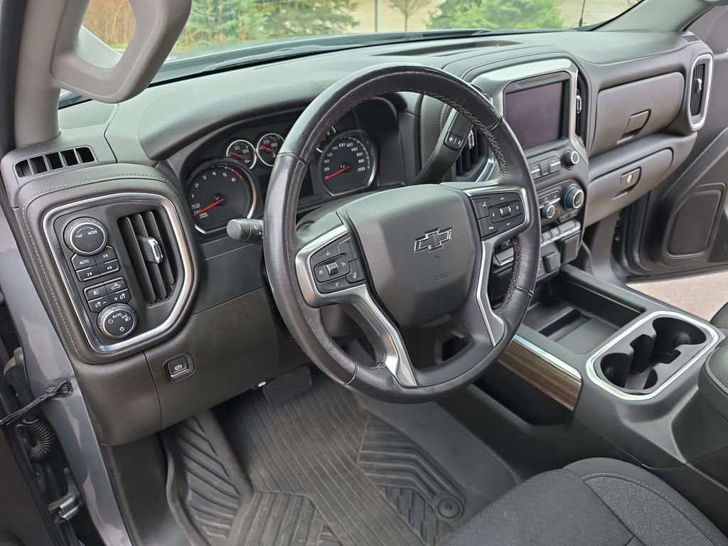 Used 2022 Chevrolet Silverado 1500 RST image 16