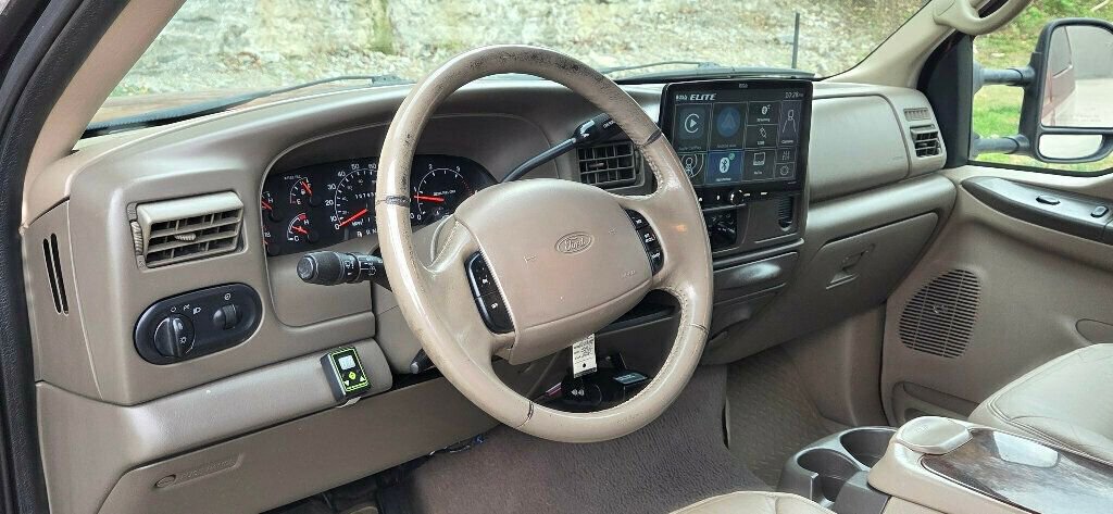 Used 2000 Ford Excursion Limited image 10