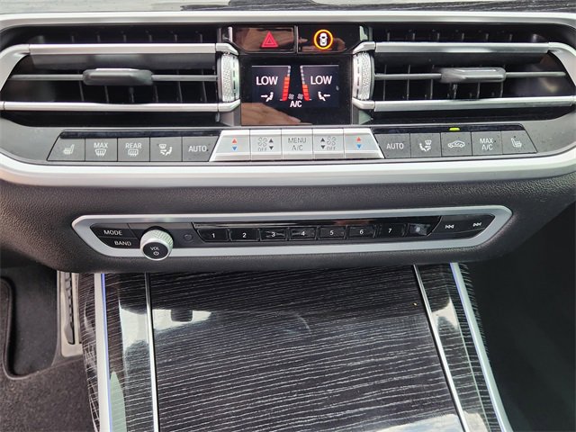 Used 2020 BMW X7 xDrive40i w/ M Sport Package image 18