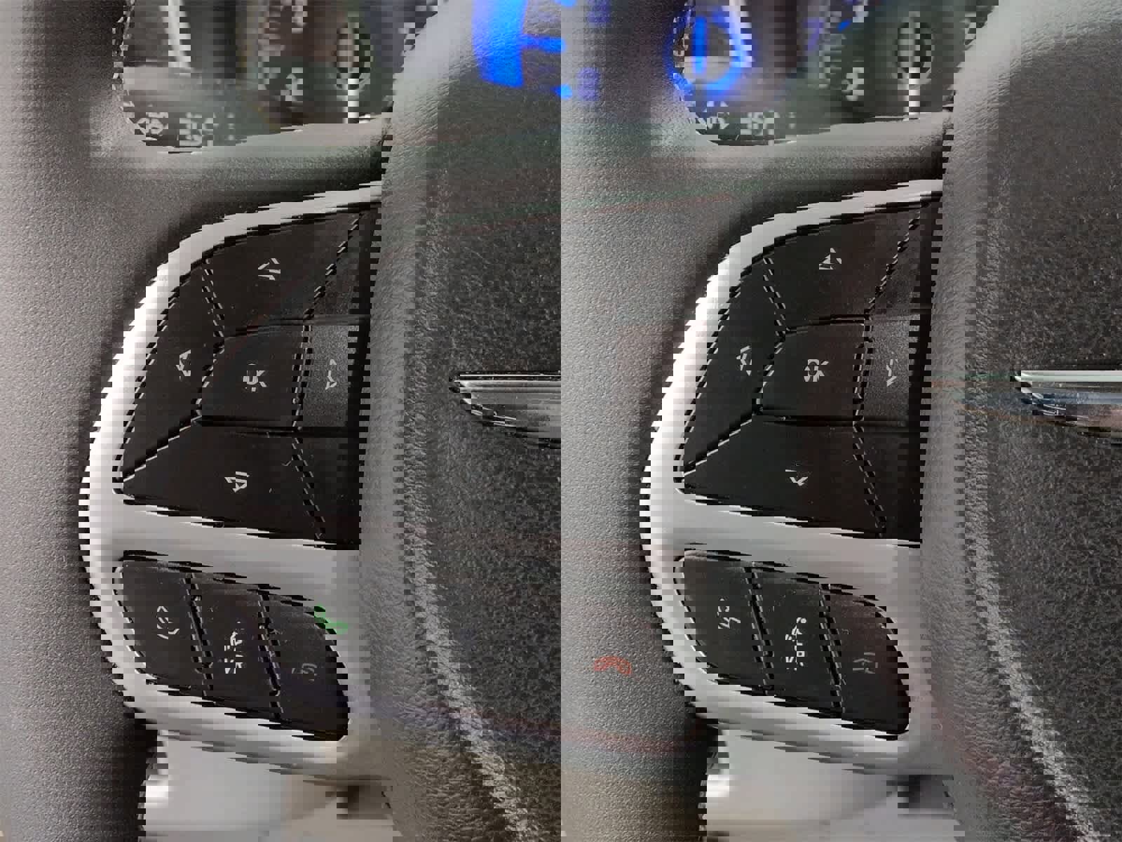 Used 2024 Chrysler Pacifica Limited image 26