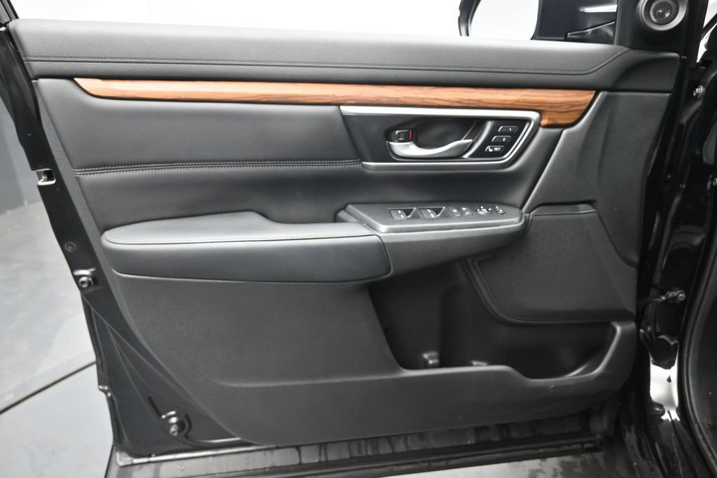 Used 2022 Honda CR-V Touring image 19