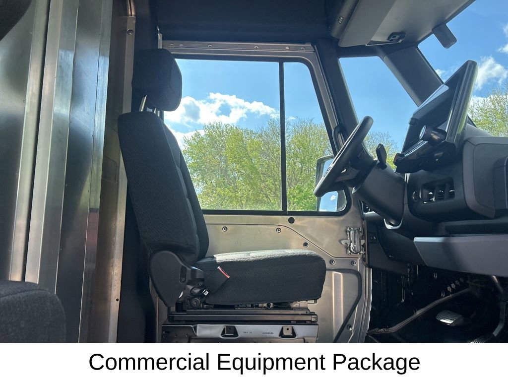 Used 2024 Chevrolet Brightdrop 600 w/ Commercial Equipment Package AWD/4WD image 17