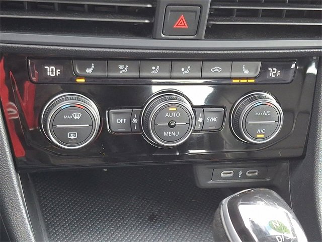 Used 2023 Volkswagen Jetta SE image 15
