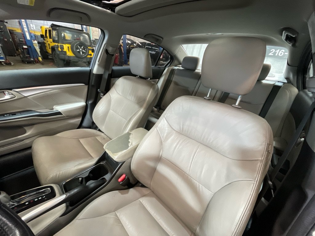 Used 2015 Honda Civic EX-L image 23