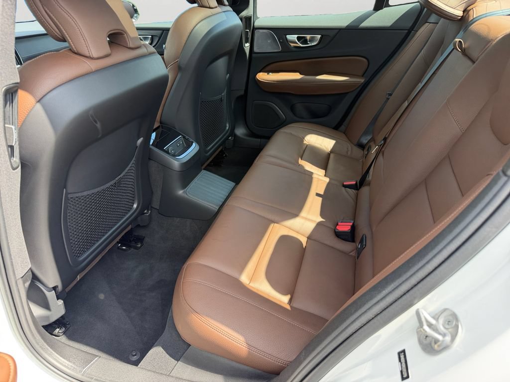 Certified 2024 Volvo S60 T8 Ultimate AWD/4WD image 12