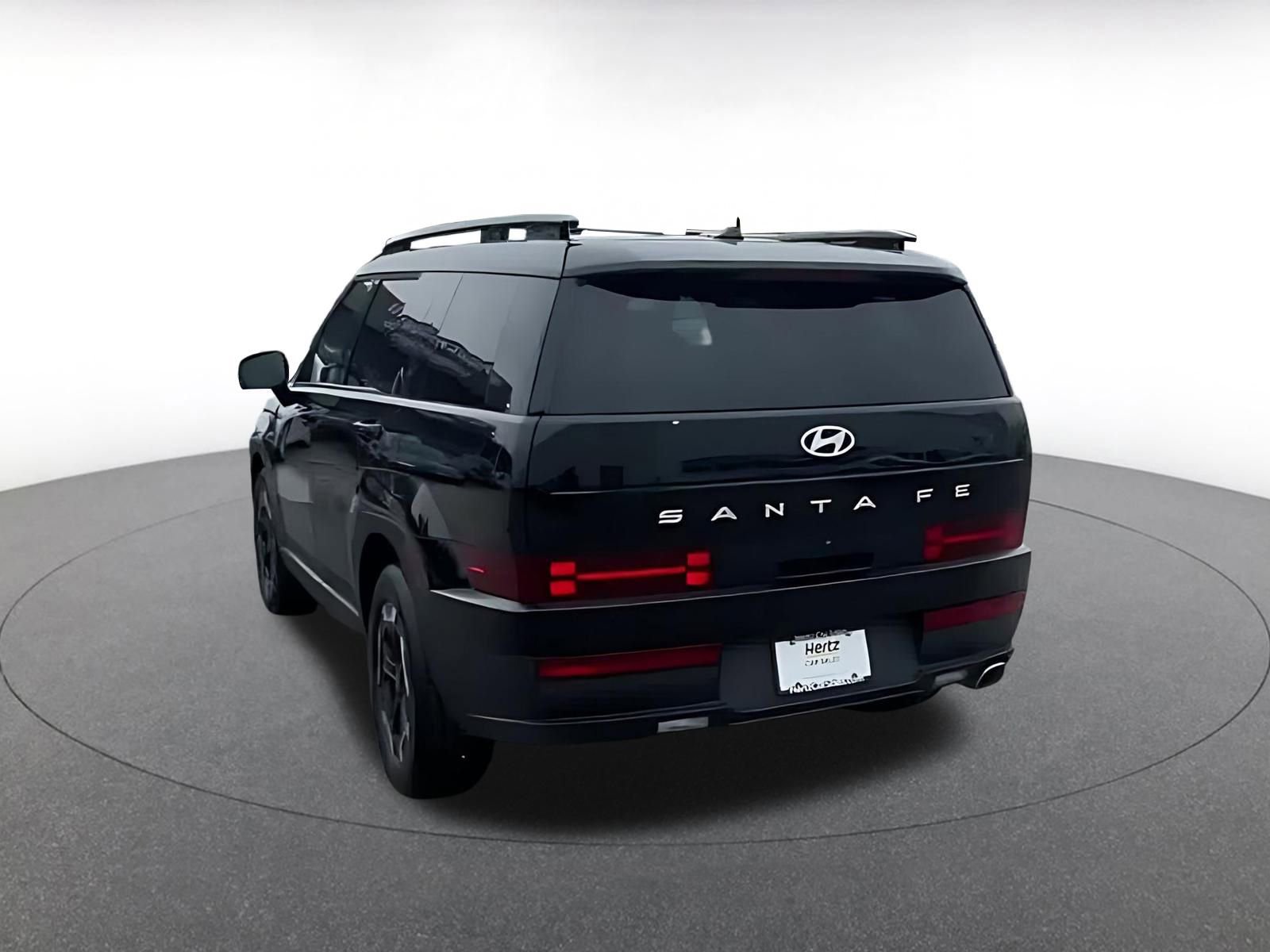 Used 2025 Hyundai Santa Fe SEL image 11