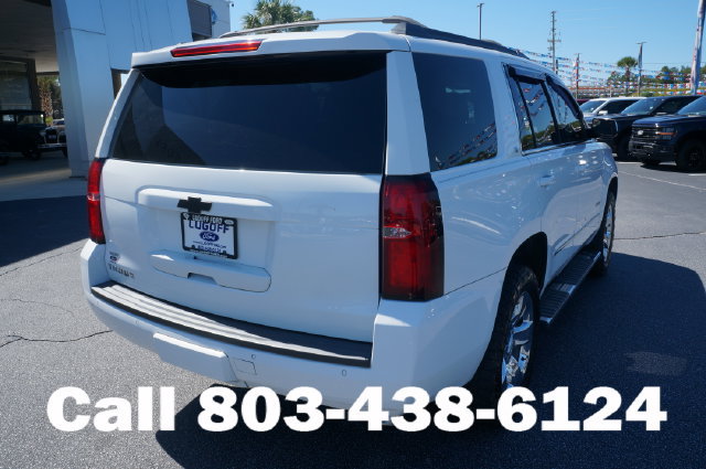 Used 2019 Chevrolet Tahoe LT w/ LT Signature Package AWD/4WD image 3
