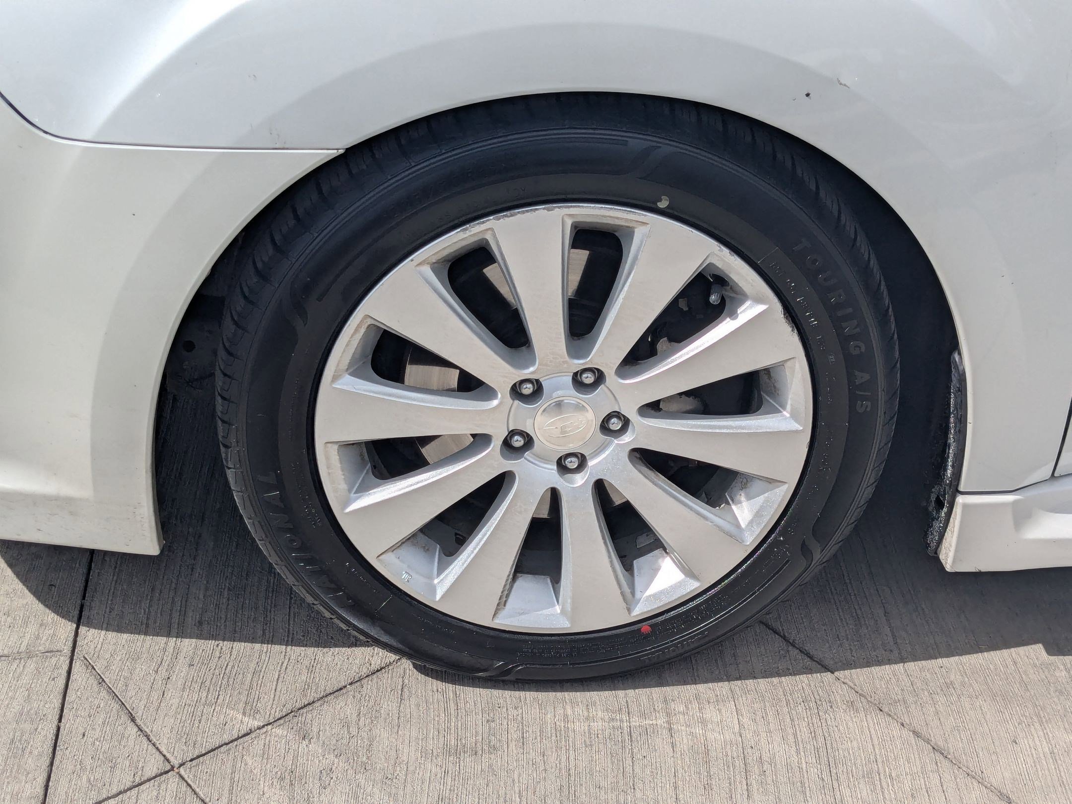 Used 2011 Subaru Legacy 3.6R Limited image 13