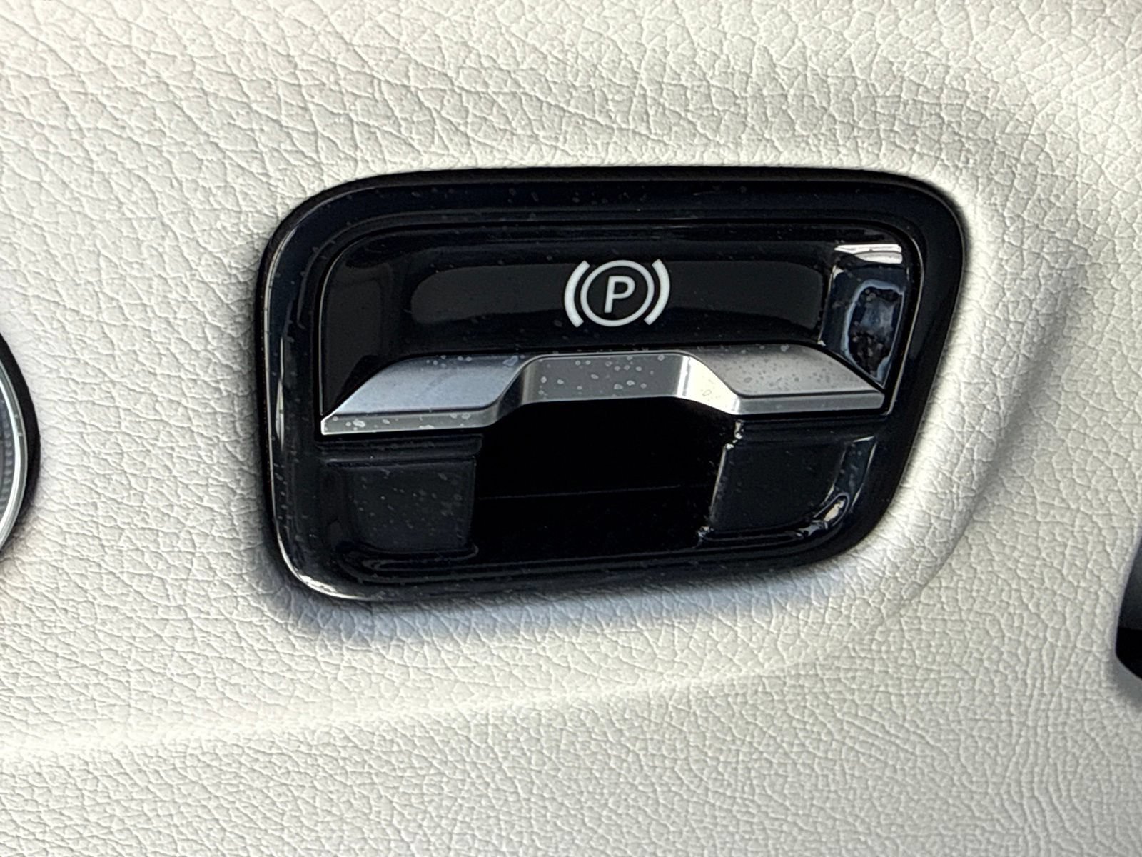Used 2023 Mercedes-Benz EQS 580 4MATIC SUV image 30