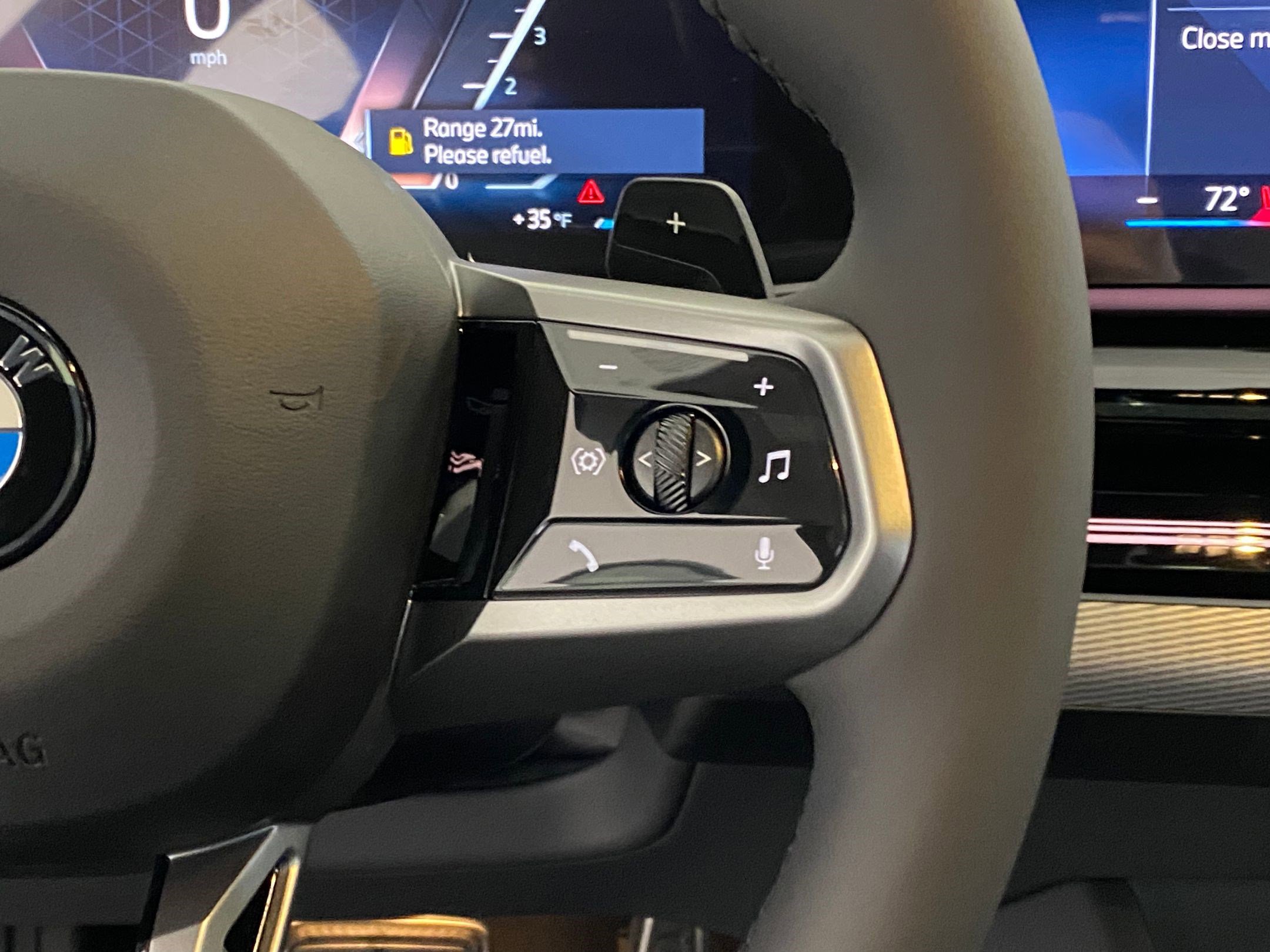 New 2026 BMW 530i xDrive w/ M Sport Package image 30