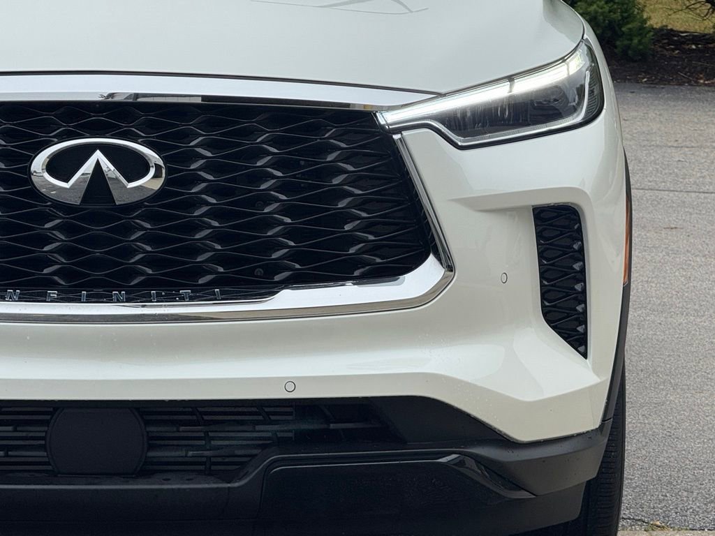 Certified 2025 INFINITI QX60 Luxe w/ Cargo Package image 7