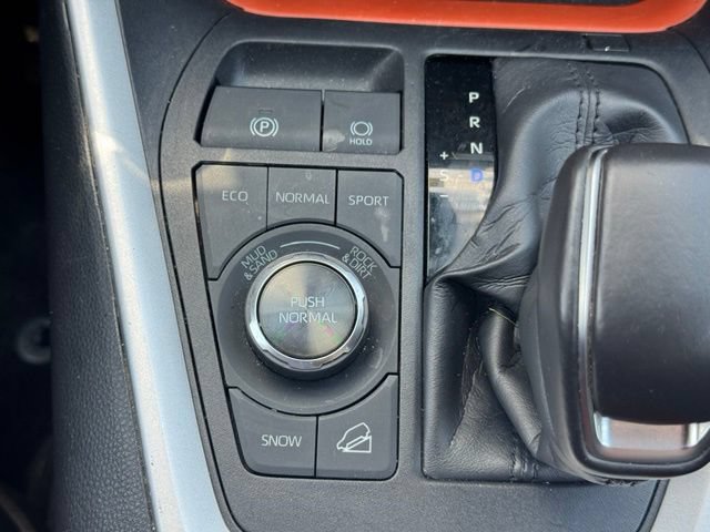 Used 2024 Toyota RAV4 Adventure AWD/4WD image 27