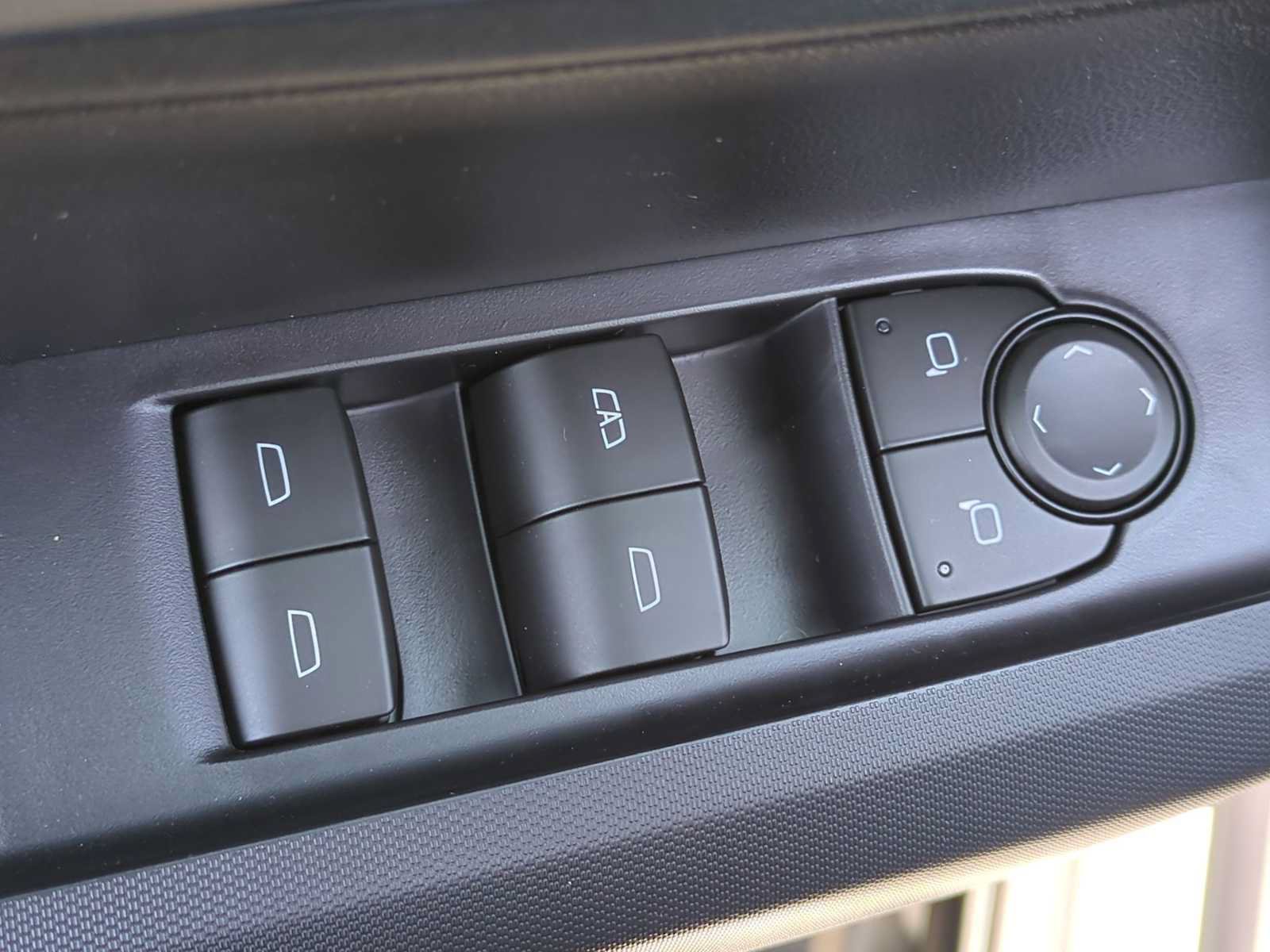 New 2026 Chevrolet Colorado Trail Boss AWD/4WD image 11