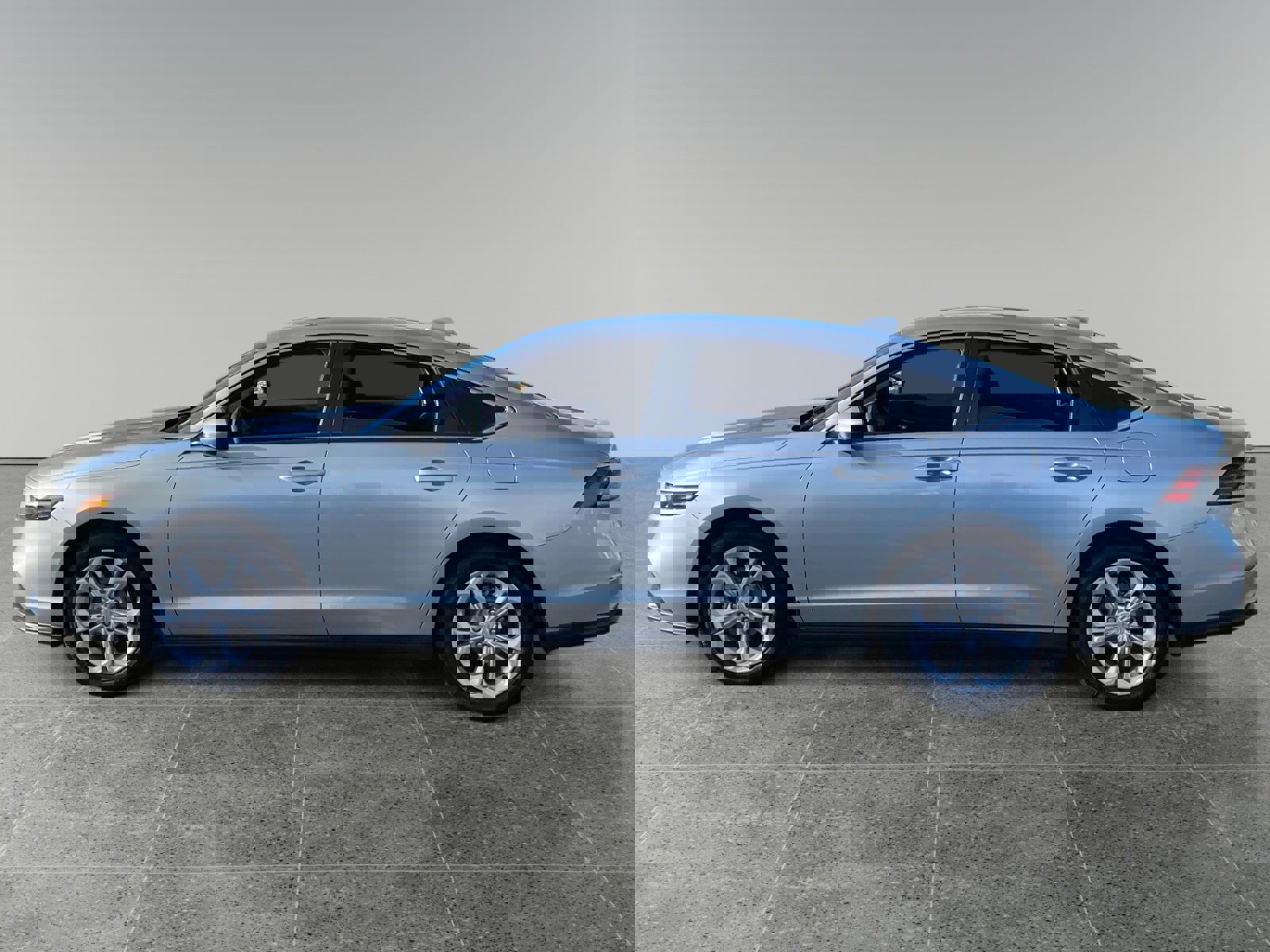 Used 2025 Honda Accord LX image 2