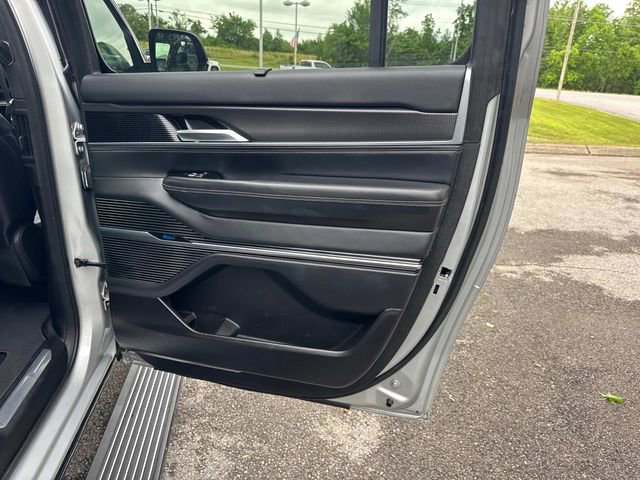 Used 2024 Jeep Grand Wagoneer L Series II w/ Quick Order Packagew 28T AWD/4WD image 28