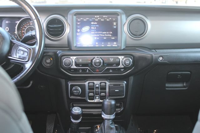 Used 2022 Jeep Gladiator Overland AWD/4WD image 19