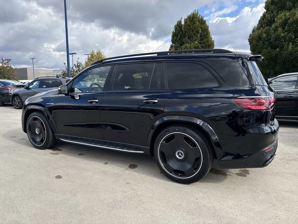 New 2026 Mercedes-Benz GLS 63 AMG 4MATIC image 4