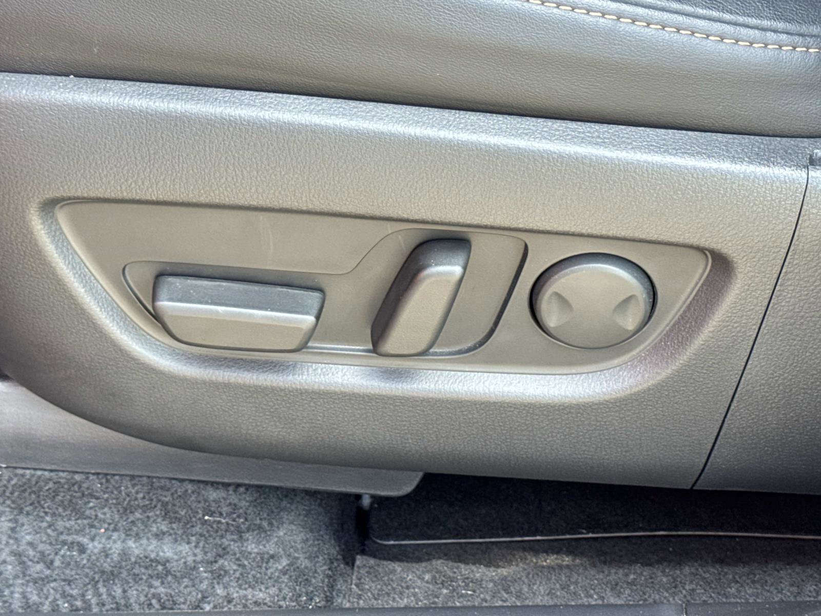 Certified 2025 MAZDA CX-70 Plug-In Hybrid w/ Premium Plus image 20