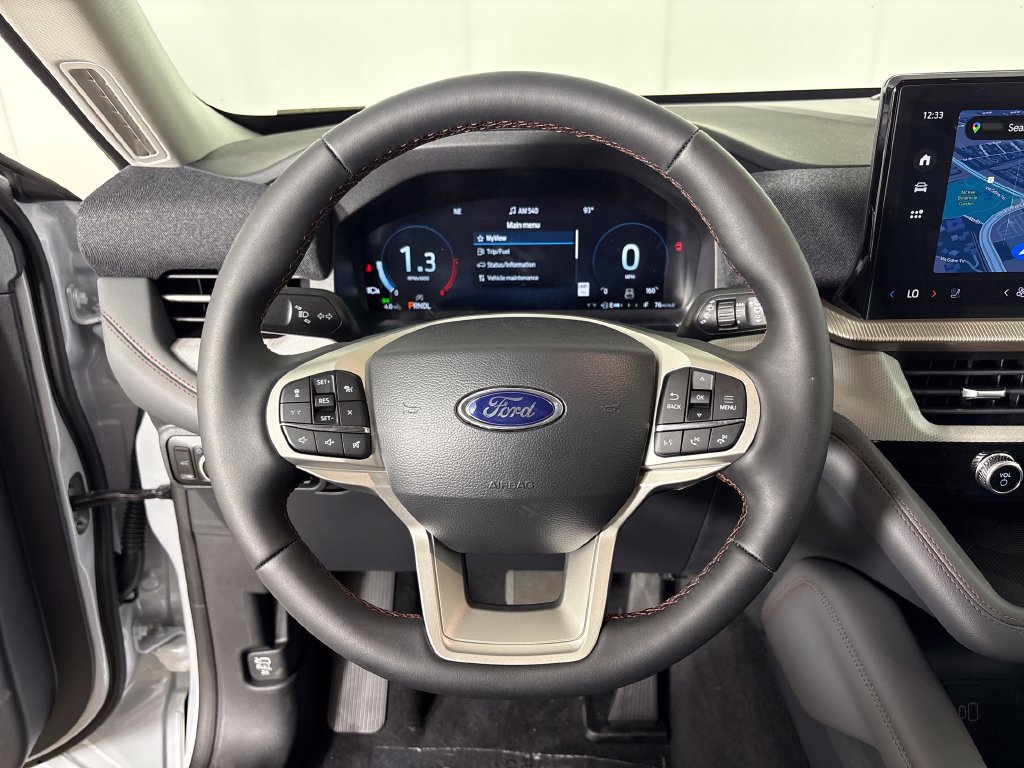New 2026 Ford Explorer Active w/ Active Comfort Package RWD image 17