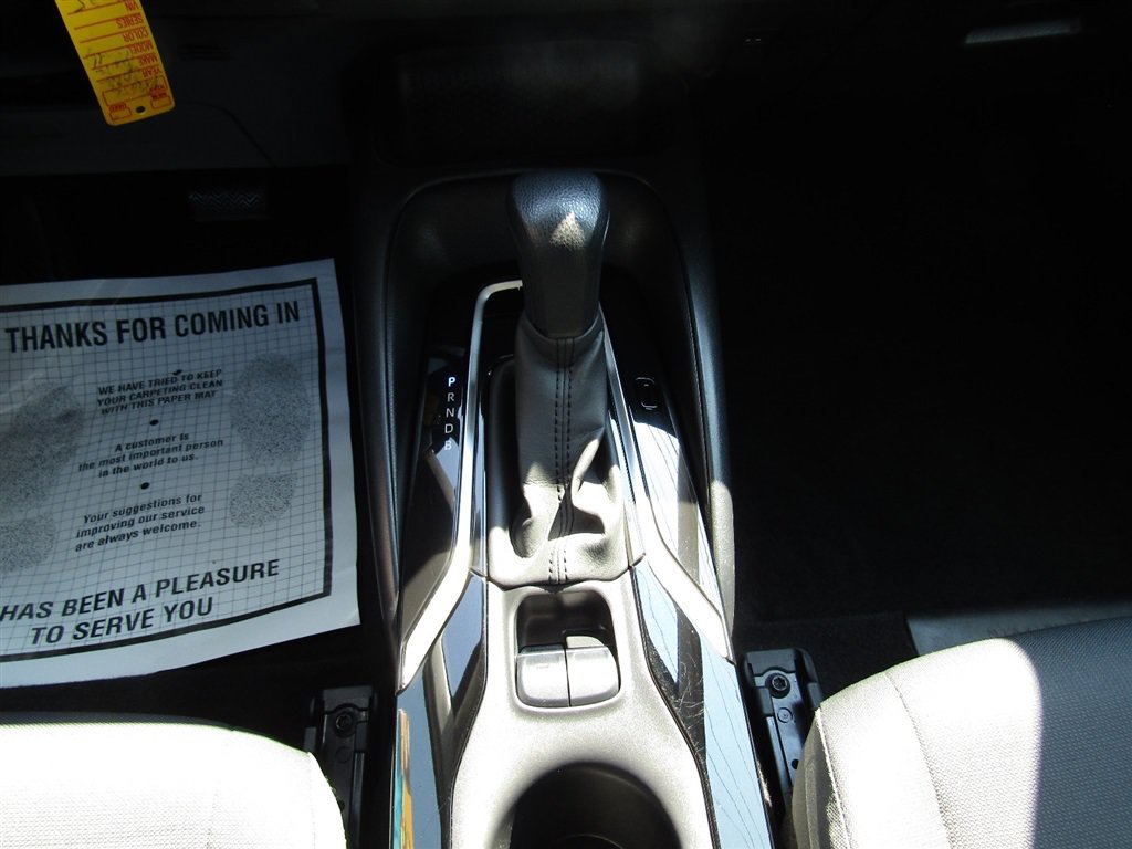 Used 2022 Toyota Corolla LE w/ Carpet Mat Package (TMS) FWD image 23