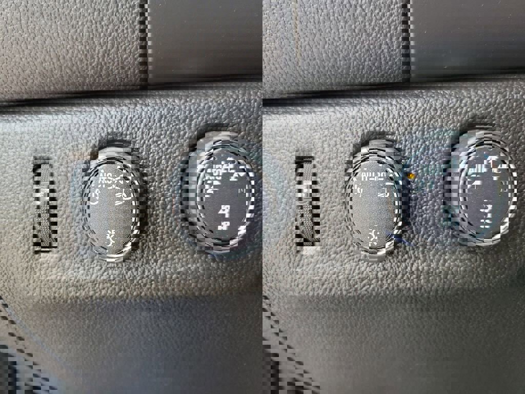 Used 2022 Chevrolet Colorado LT image 21