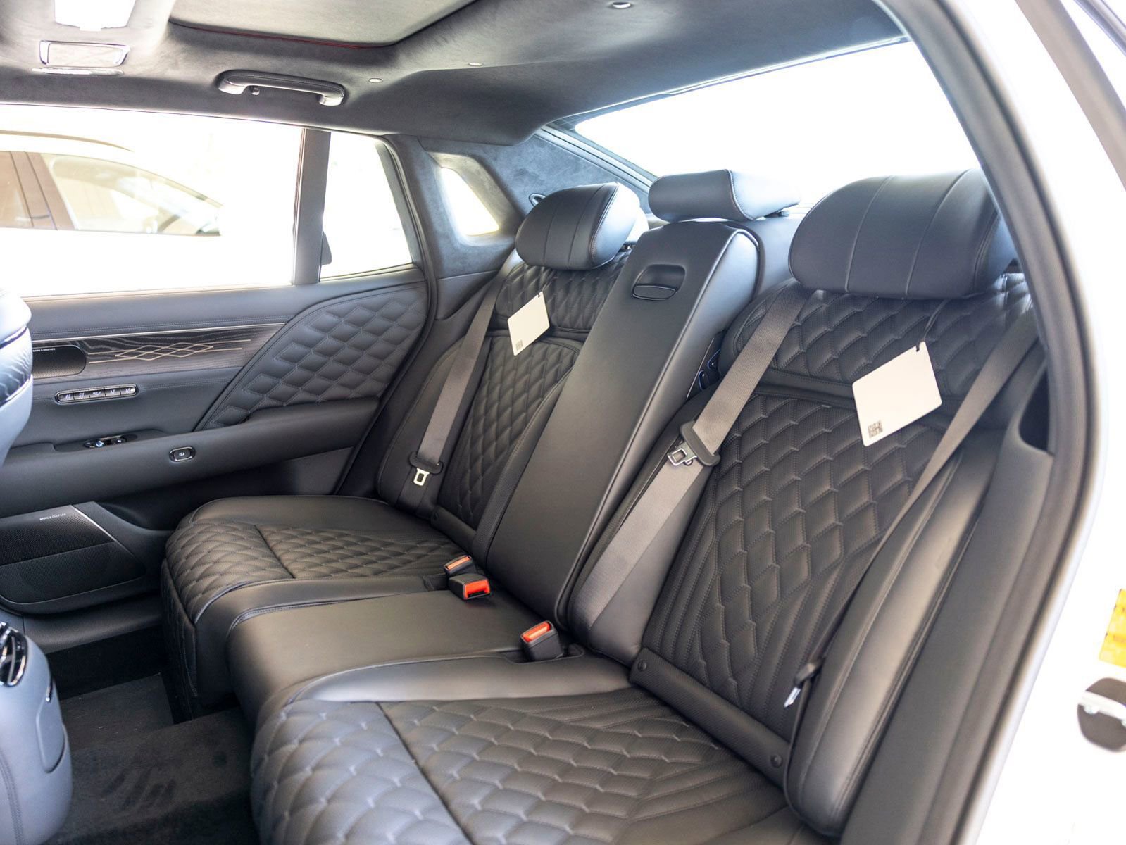 New 2026 Genesis G90 3.5T Prestige image 19