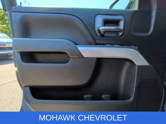 Used 2017 Chevrolet Silverado 1500 LT w/ All Star Edition AWD/4WD image 22