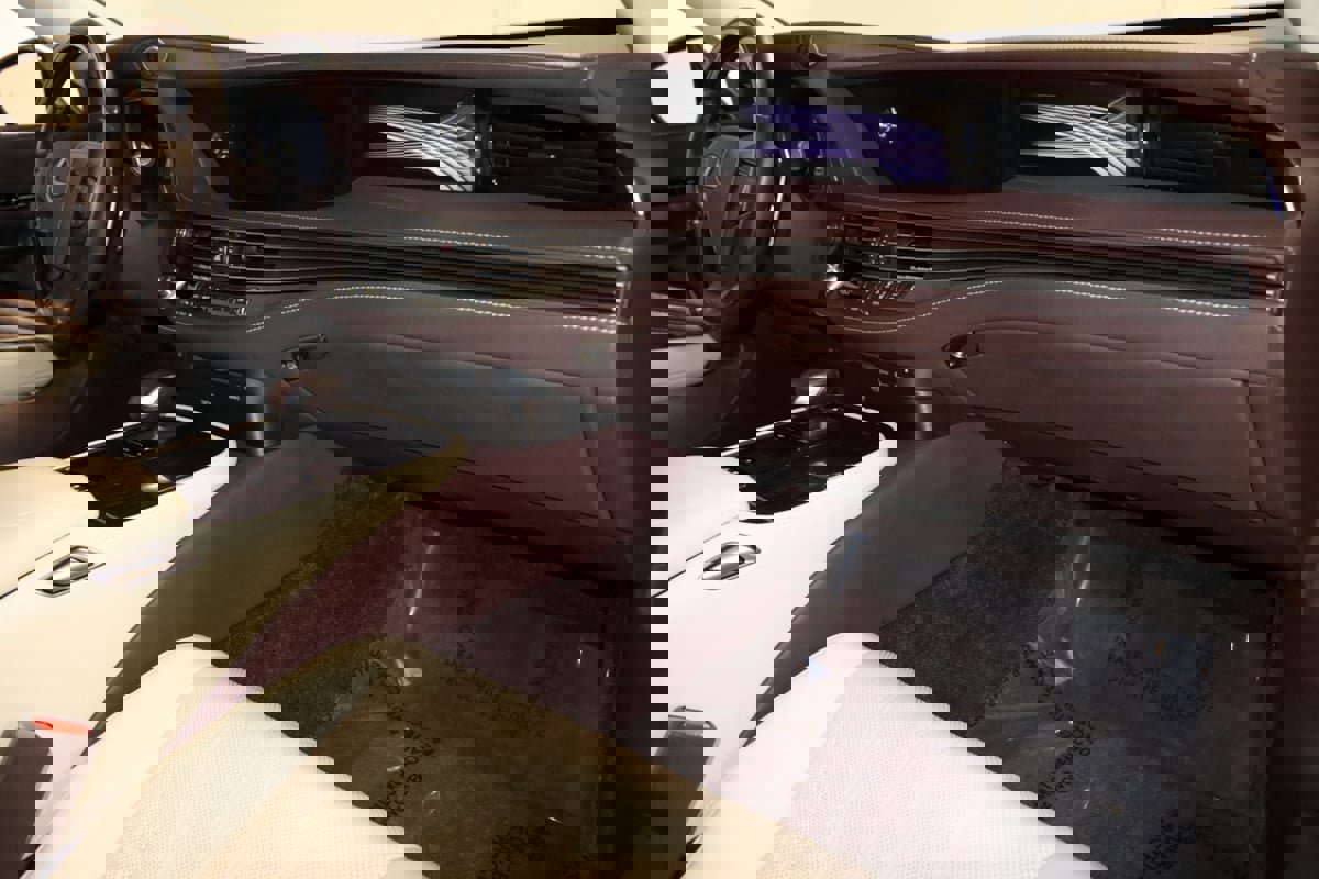 Used 2019 Lexus LS 500 AWD image 64