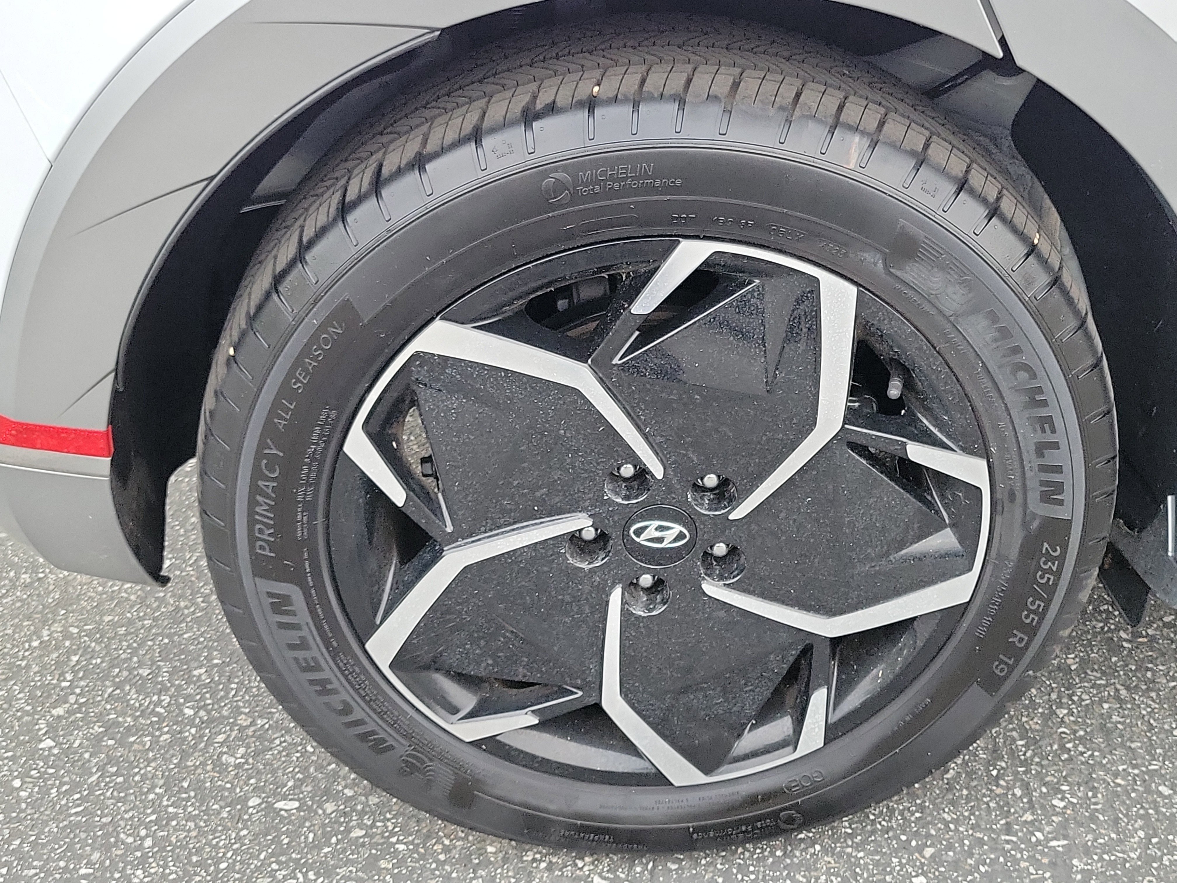 Certified 2024 Hyundai Ioniq 5 Limited image 25