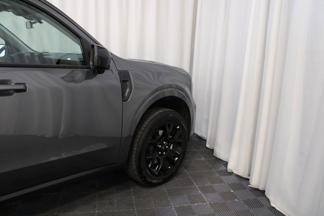 New 2025 Ford Maverick Lariat w/ Black Appearance Package image 27